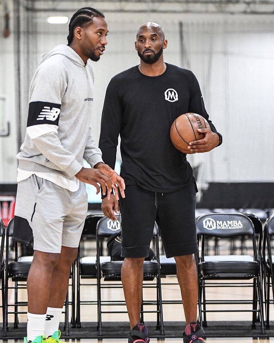 阿森西奥：全队都明白阿隆索传递的理念，我们100%支持阿隆索（阿森西奥：全队已领会阿隆索理念，我们对阿隆索百分百支持）