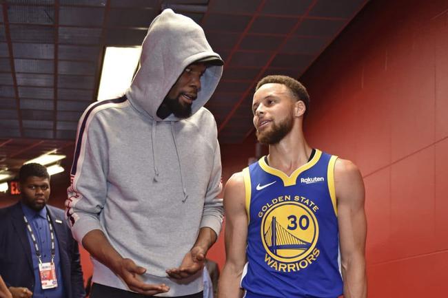 广厦男篮张帆末节绝杀山东（张帆末节读秒绝杀，广厦险胜山东）