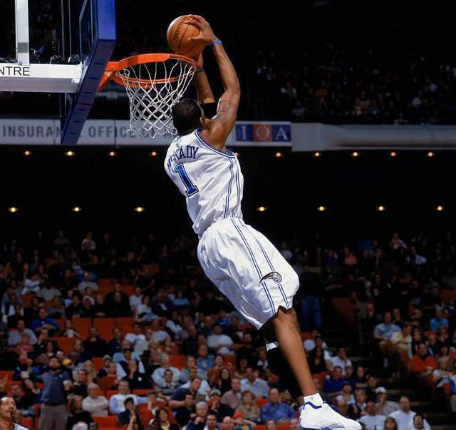 白宫官员：给川普颁和平奖是FIFA的提议；球迷应合法赴美观赛（白宫官员：向川普颁和平奖为FIFA建议，呼吁球迷合法赴美观赛）