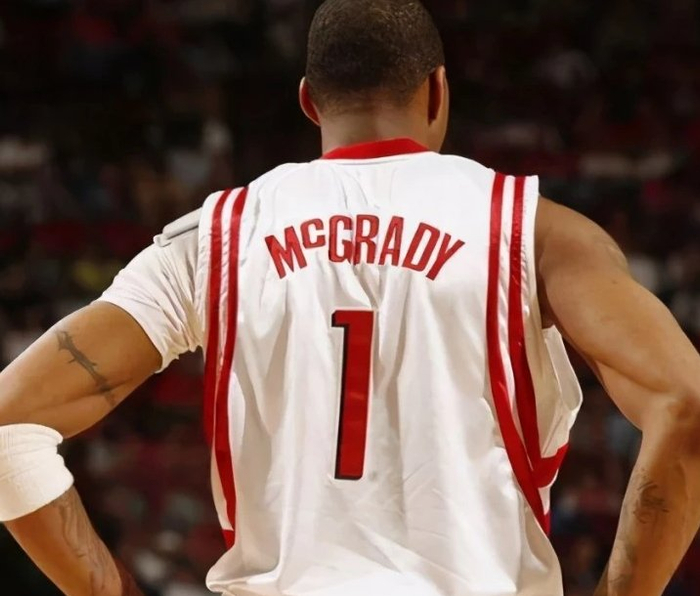 帕夫洛维奇：在此年龄段，我从未见过哪位队友像卡尔这么自信（帕夫洛维奇称：在这个年纪，卡尔是我见过最自信的队友）